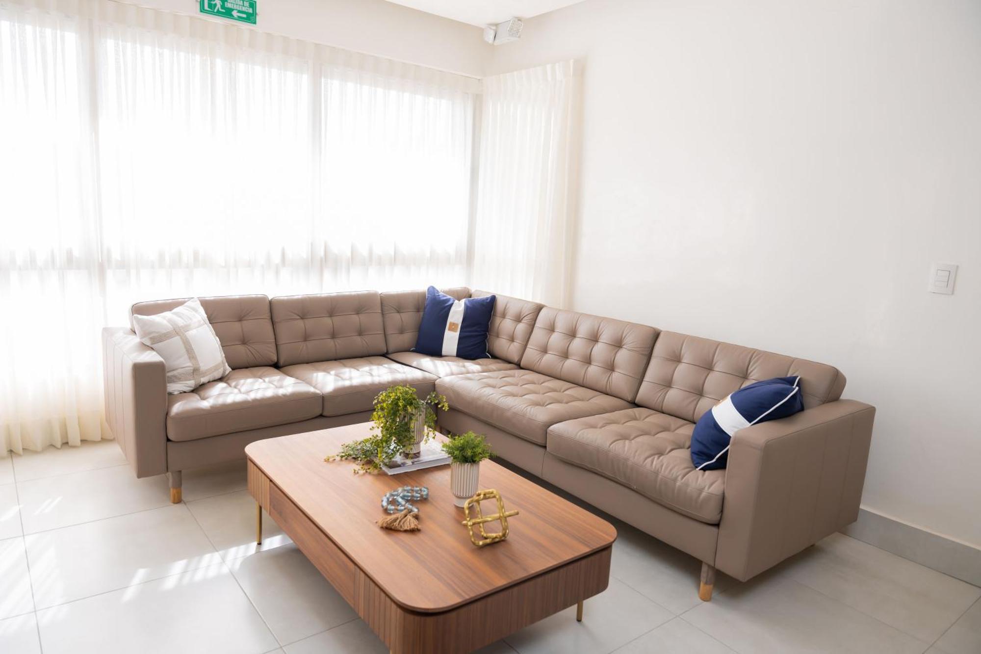 Hotel Stay Here Suites 聖多明哥 外观 照片