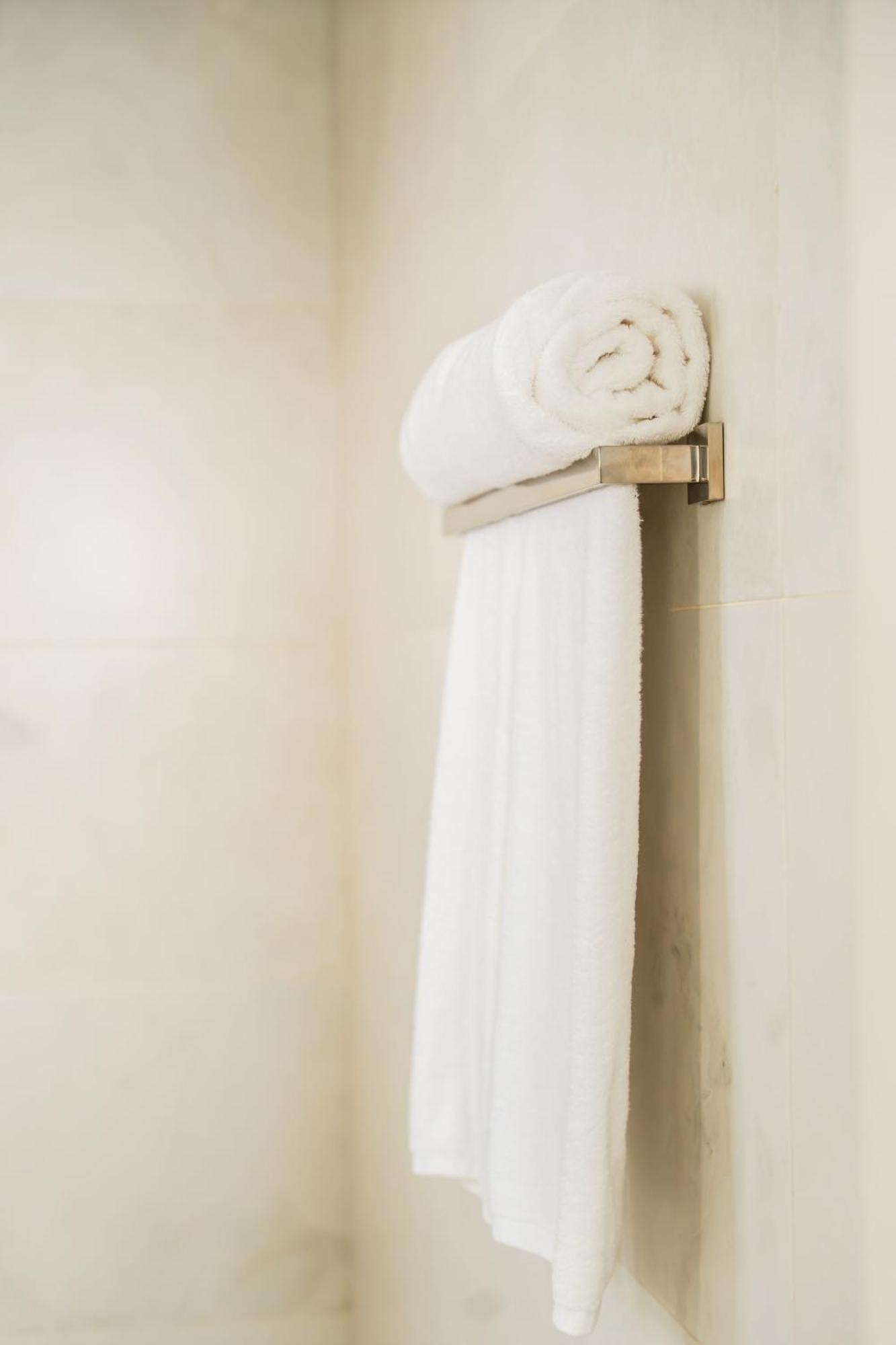 Hotel Stay Here Suites 聖多明哥 外观 照片